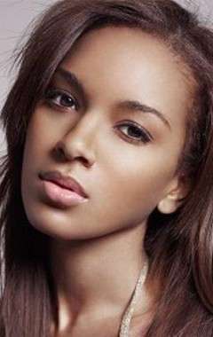 Актер Элизабет Мэтис