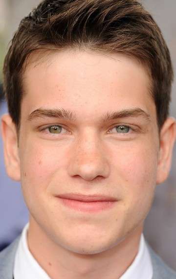 Актер Лиам Джеймс