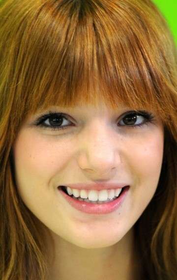 Актер Белла Торн