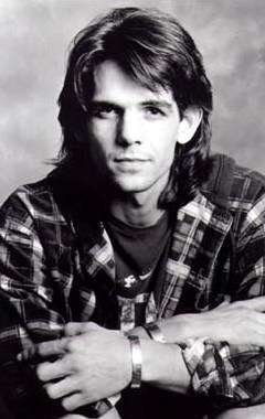 Актер Крэйг Хёрли