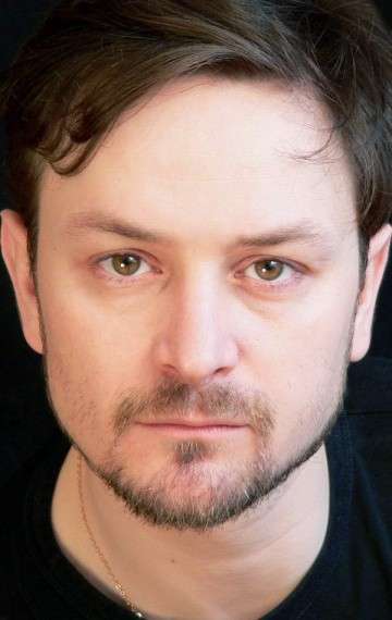 Актер Алексей Гришин