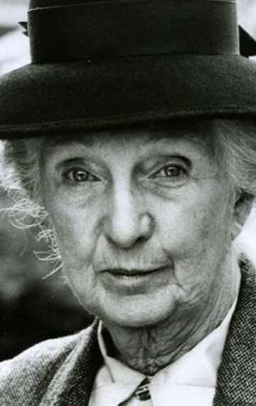 Актер Джоан Хиксон