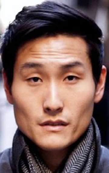 Актер Лэнни Джун