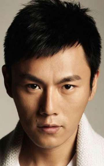 Актер Эрик Цинь