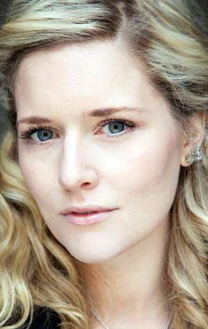 Актер Эми Де Брюн