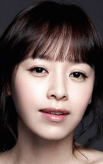 Актер Кан Сон Ён