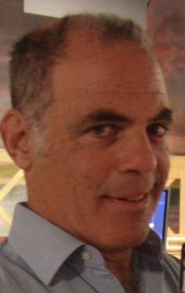 Актер Грегори Снегофф