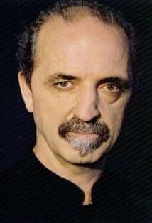 Актер Нил Кроетч