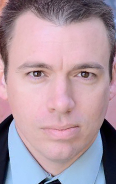 Актер Фредерик Досс