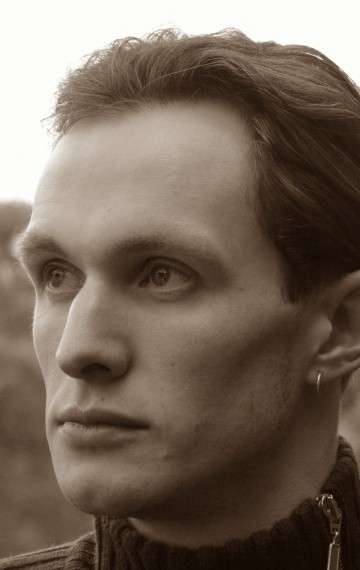 Актер Иван Шибанов