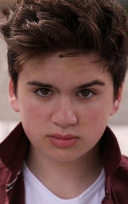 Актер Тео Стивенсон