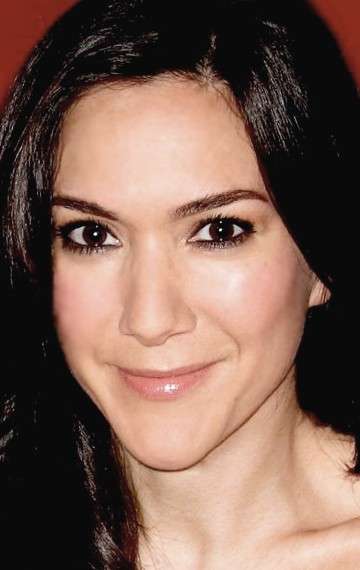 Актер Надя Дажани