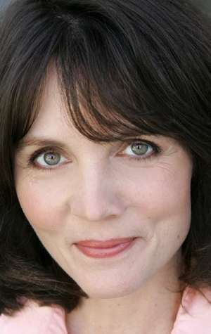 Актер Девон Рэймонд