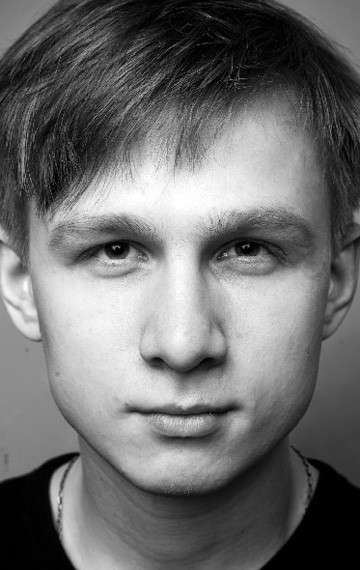 Актер Евгений Антропов