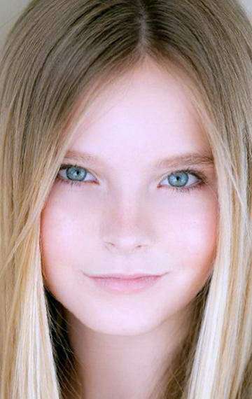 Актер Карли Скотт Коллинз