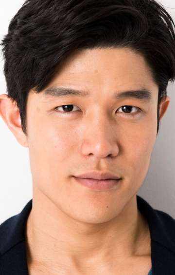 Актер Рёхэй Судзуки