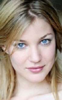 Актер Мона Валравенс