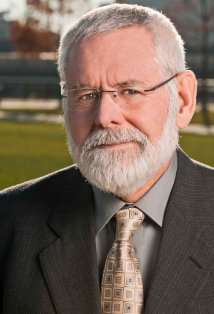 Актер Дональд А. Бекер