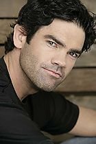 Актер Пэт Малдерриг