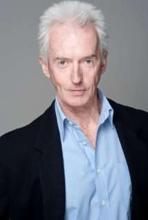 Актер Джон Хэннан