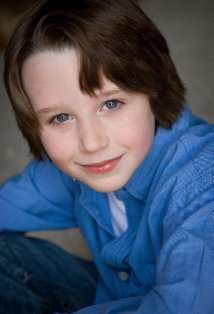 Актер Холден Томас Мэйнард