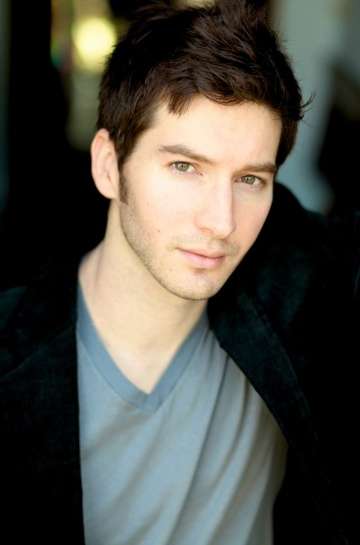 Актер Гаррет Хайнс