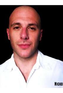 Актер Никола Шкрели