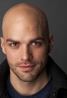 Актер Слейт Линдер