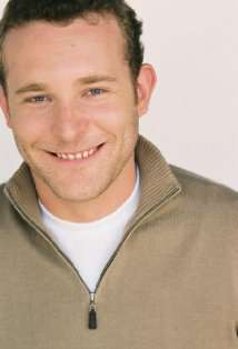 Фото Джеймс Адомиан