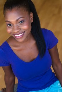 Актер Моника Лиа