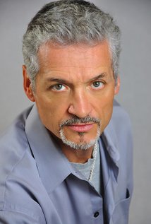 Актер Ксавьер Дж. Нэйтан