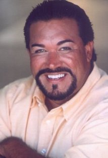 Актер Джонни Майклс