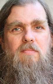 Актер Майк Кокрейн