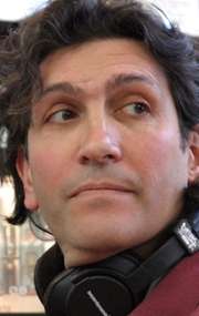 Актер Юваль Дэниэл