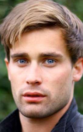 Фото Кристиан Кук