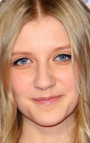 Актер Поппи Ли Фрайер