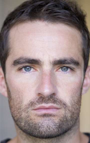 Актер Расс Бэйн