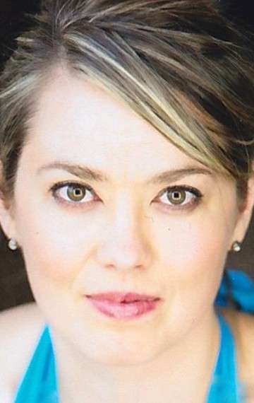 Актер Наоми Сникус