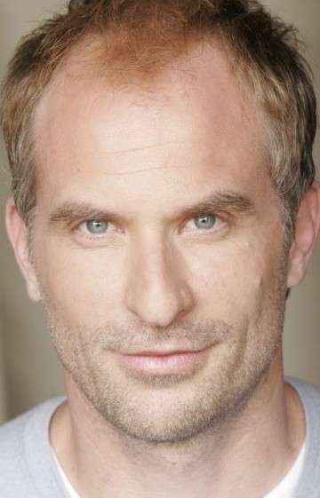 Актер Дэвид Уайтели