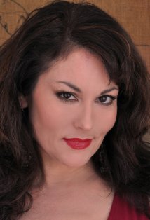 Актер Эбби Краден