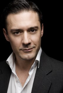 Актер Винсент Б. Горс