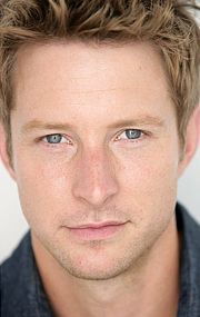 Актер Дэвид Монахэн