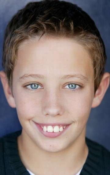 Актер Райан Ли