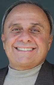 Актер Джимми Гамбина