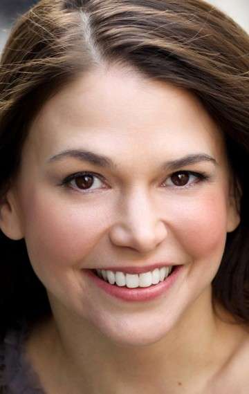 Актер Саттон Фостер