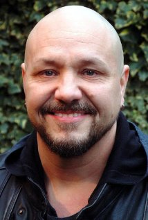 Актер Дэйл Бренстон