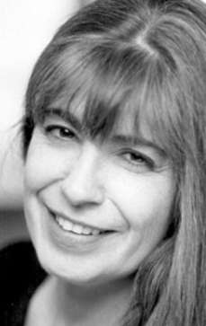 Актер Луиза Де Сантис