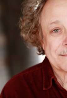 Актер Джереми Лоуренс