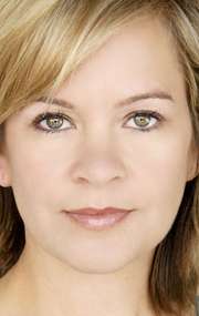 Актер Элли Корнелл