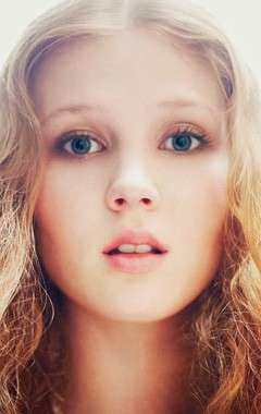 Актер Изольда Дихаук